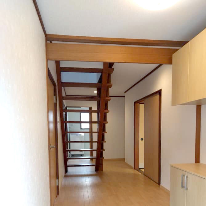 玄関と階段のリフォーム